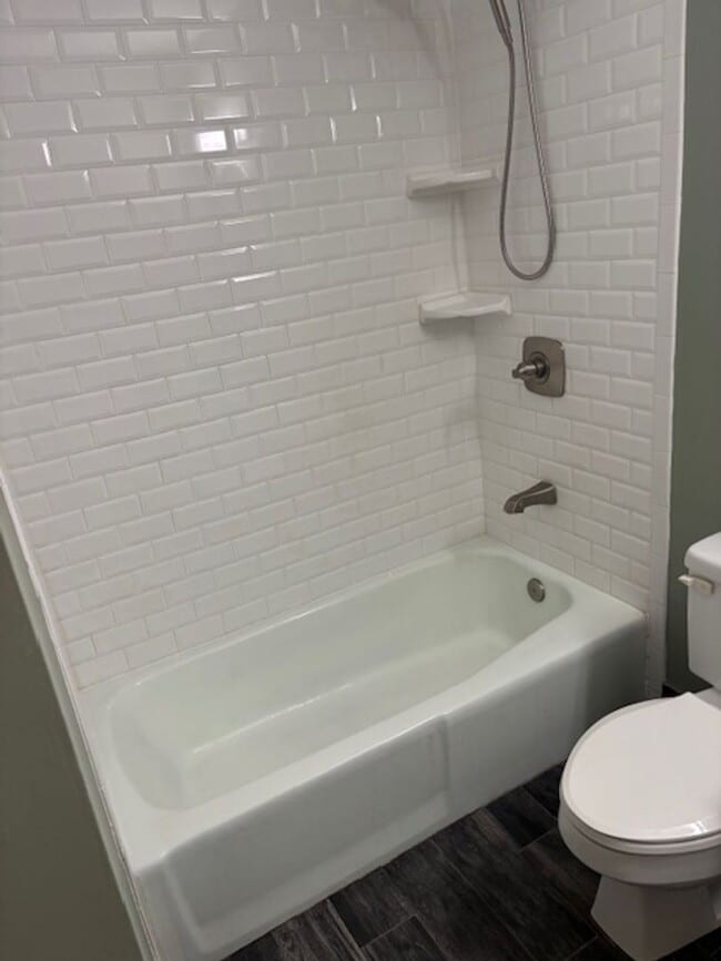 Building Photo - Where Renting Feels Like Home. Available Now!