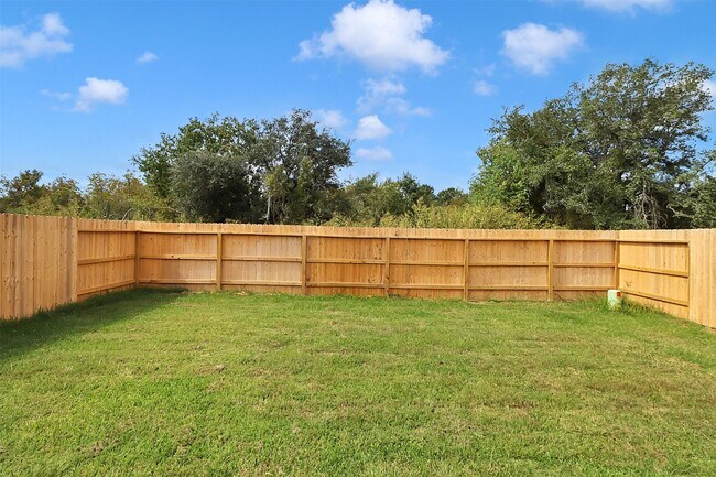 Building Photo - 9023 Rose Pelican Ln