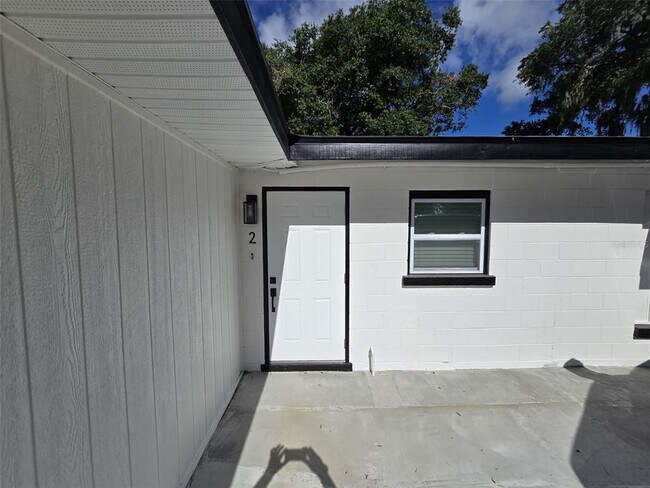 Primary Photo - 416 W Ianthe St