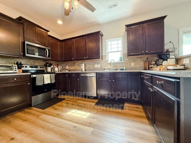 Building Photo - 3935 Standardbred Dr