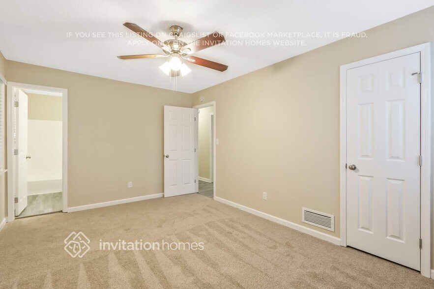 Building Photo - 2461 Northbrook Rd