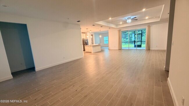 Building Photo - 282 Higgins Lp