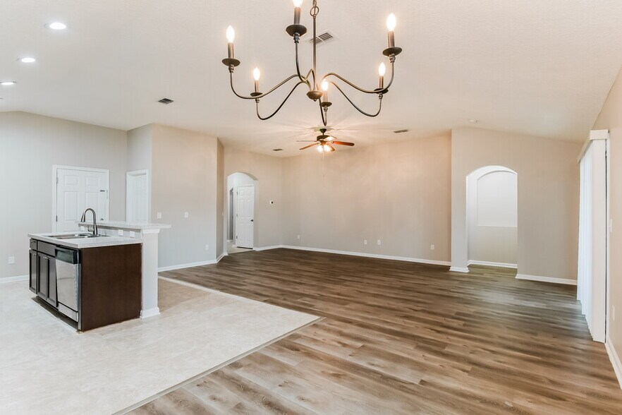 Building Photo - 97633 Albatross Dr