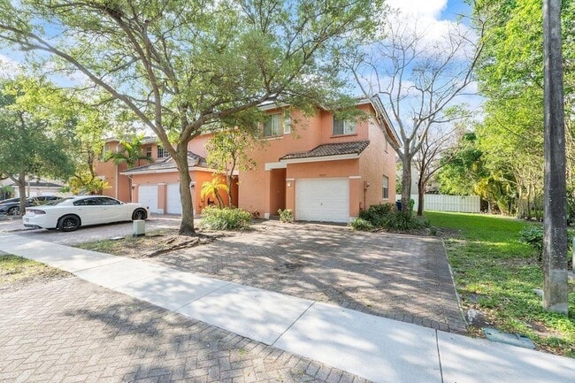 Primary Photo - 9090 NW 40th Pl