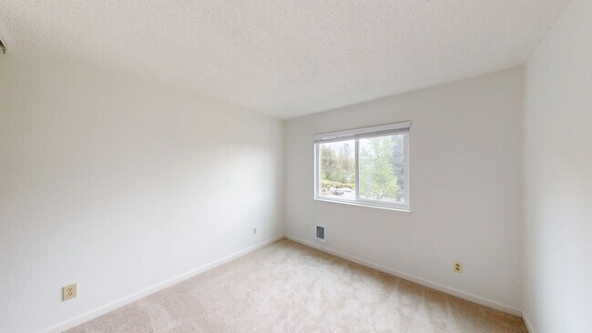 Building Photo - 541 Alameda del Prado