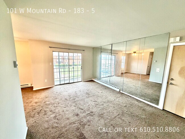 Building Photo - 101 W Mountain Rd