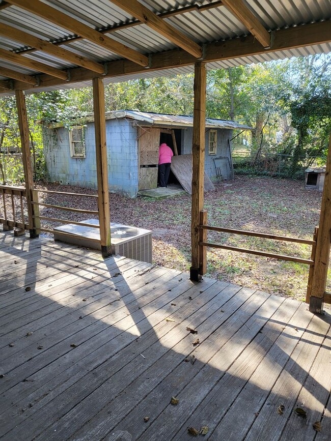 Building Photo - Cottage