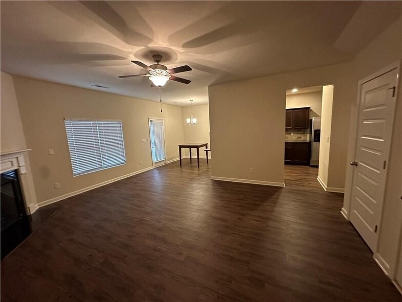 Building Photo - 376 Pernell Dr