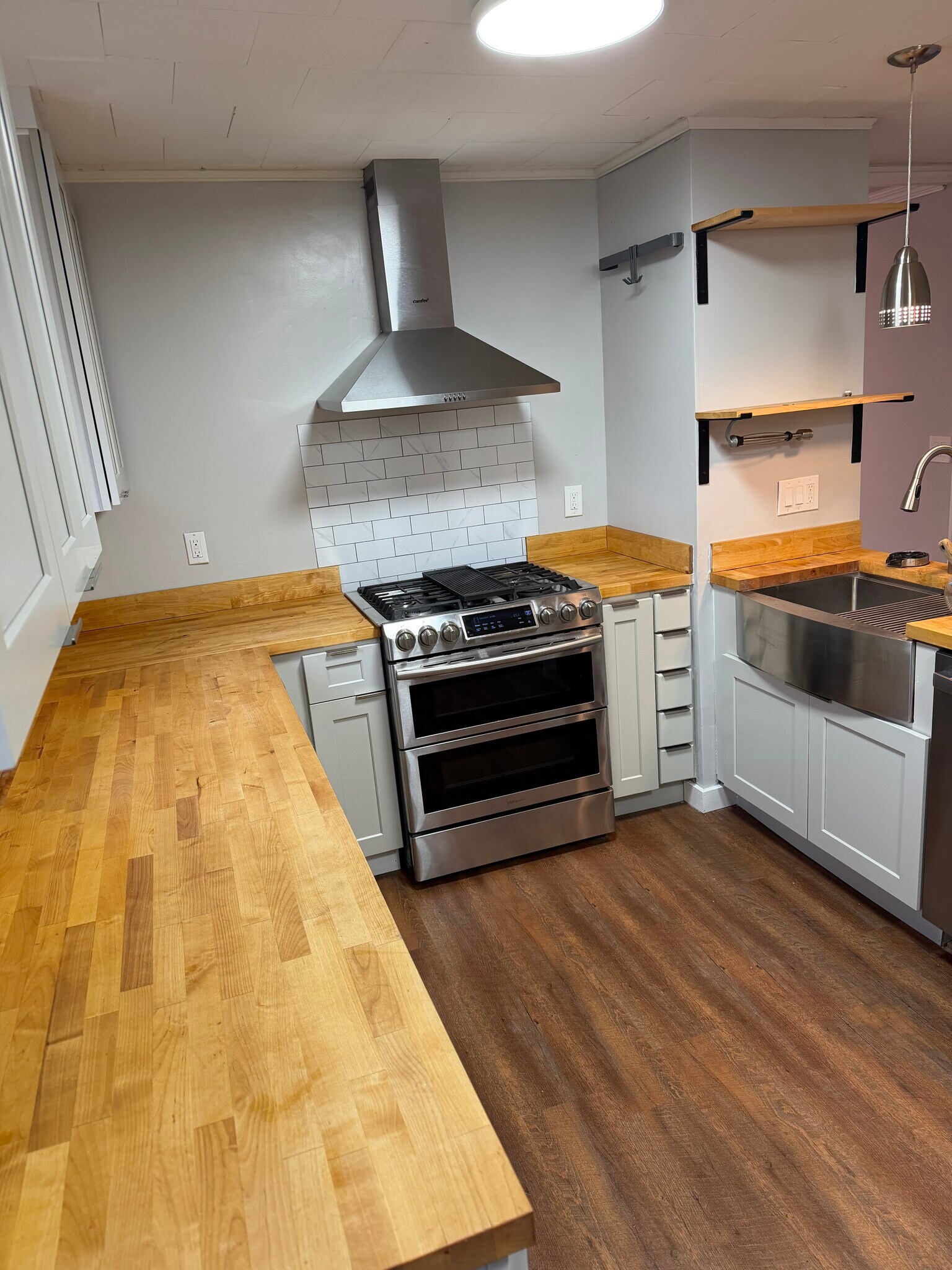 Building Photo - 15 Essex St