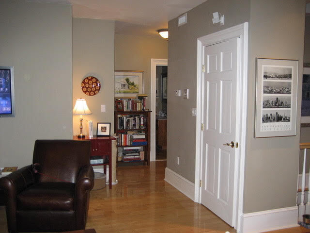 Unit 4 - 219 W 3rd St