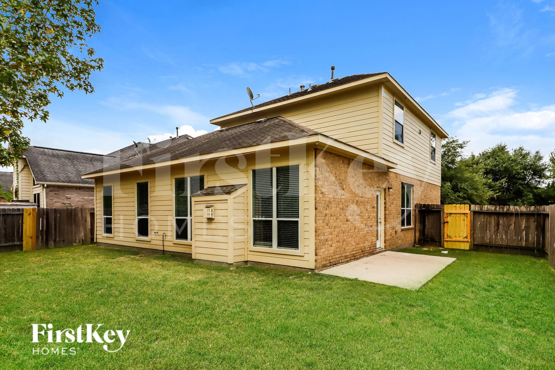 Building Photo - 1023 Casting Springs Way