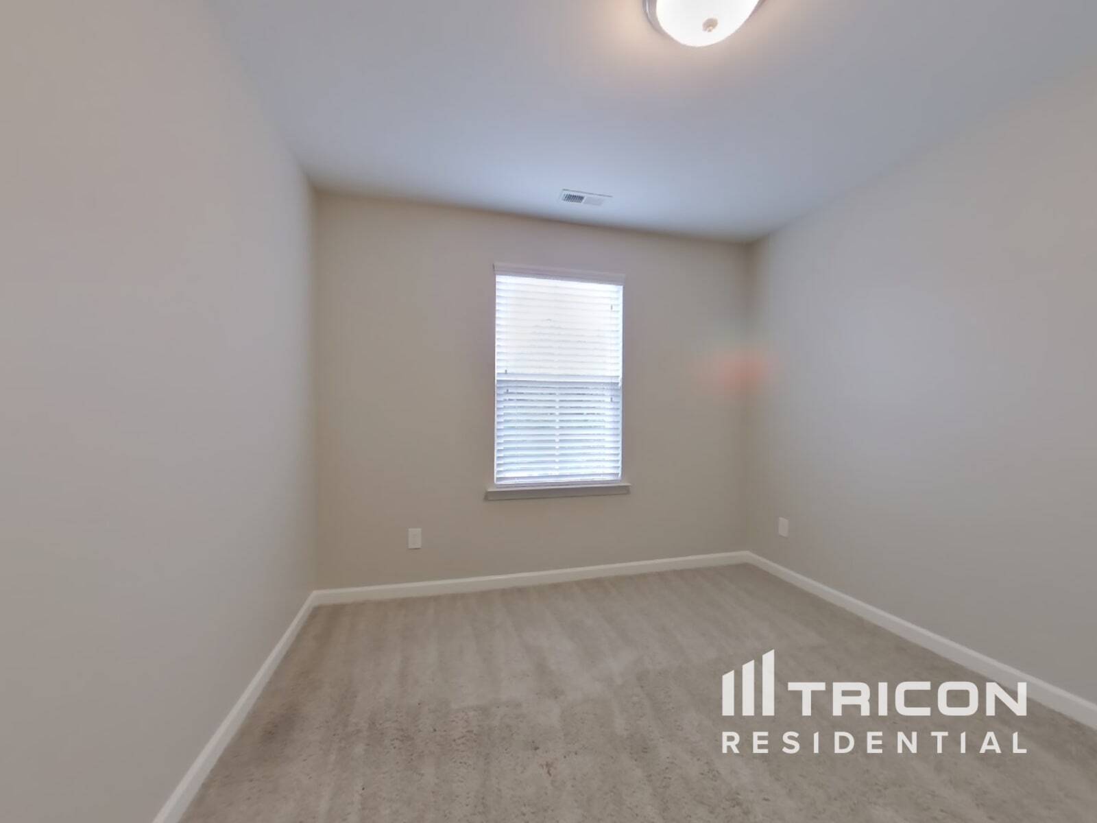 Building Photo - 121 Hickory Sta Ln