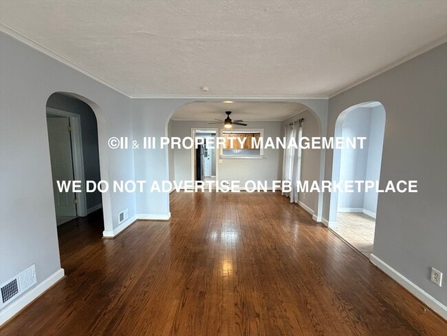 Building Photo - 5840 Floyd St