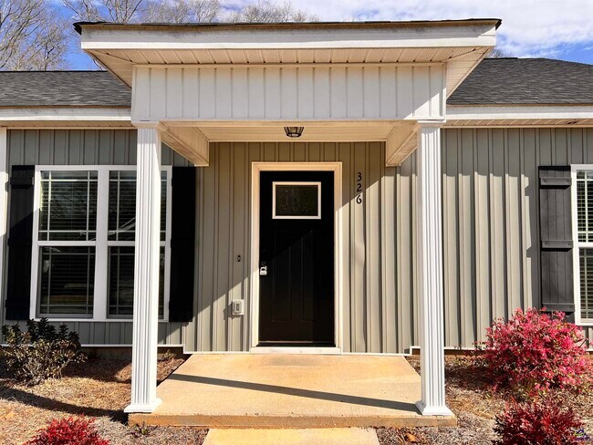 Building Photo - 119 Washington Place Drive