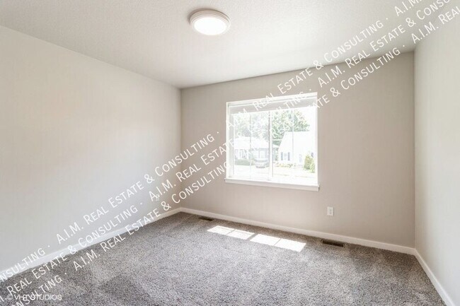 Building Photo - 2020 Otley Ave