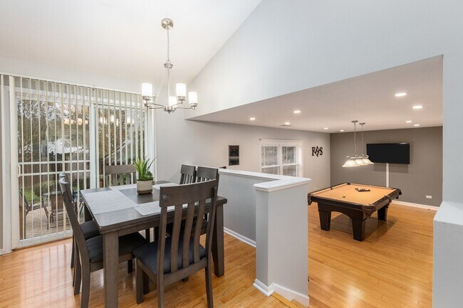 Building Photo - 1201-1203 Johnston Drive-SI ID1497747P