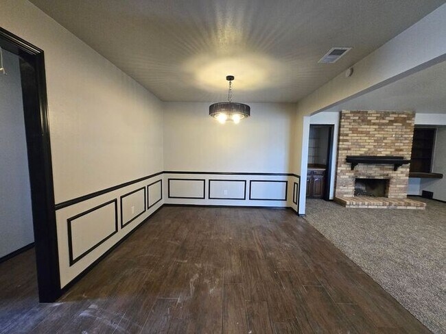 Building Photo - 10327 Bernardin Cir