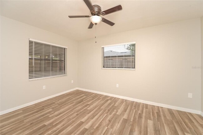 Building Photo - 2229 Flaming Arrow Dr