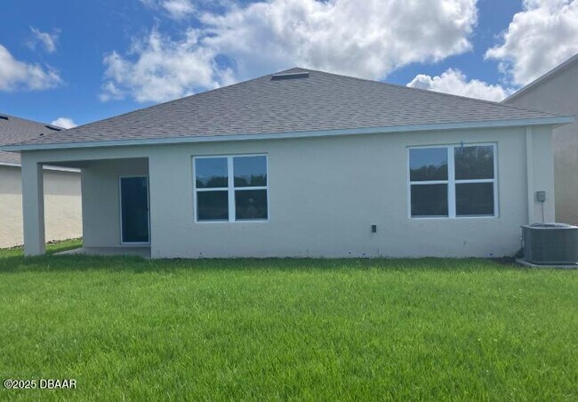 Building Photo - 1925 Deep Lk Cir