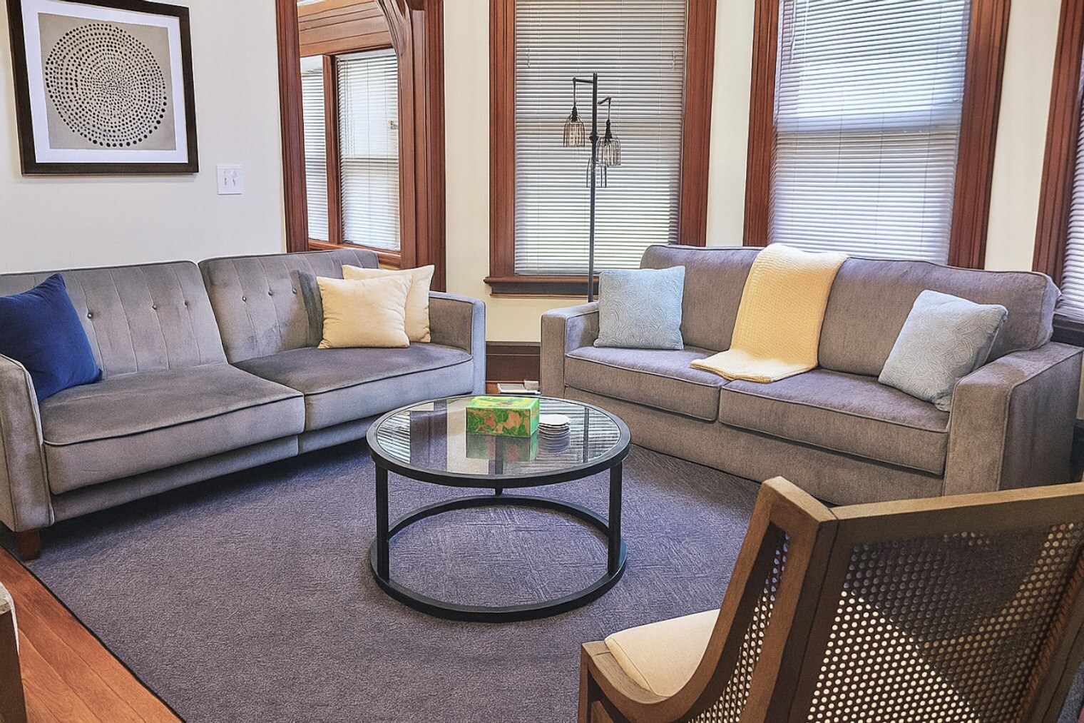 Building Photo - 1848 E 89th St