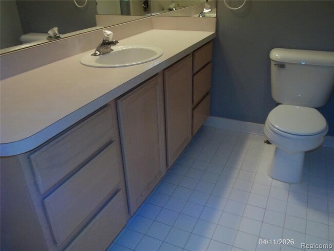 Building Photo - 50450 Bay Run N