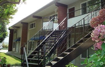 Building Photo - 3605 Apartments