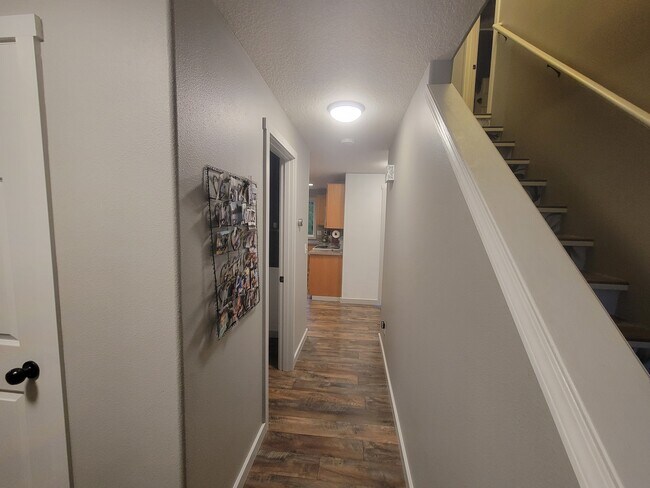 Building Photo - 7211 NE 69th St