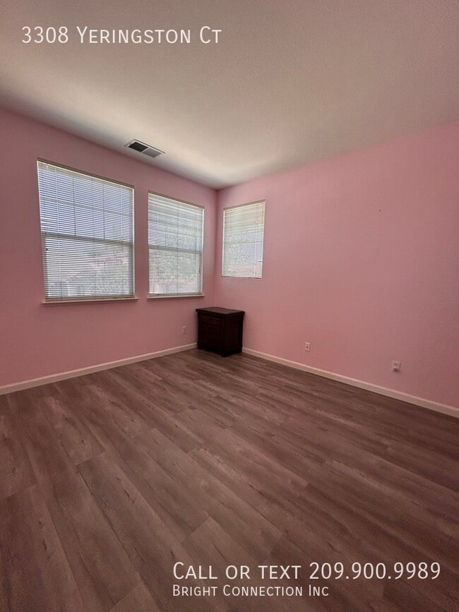 Building Photo - 3308 Yerington Ct