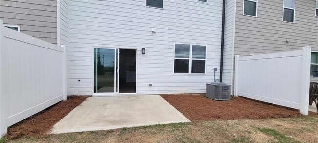 Building Photo - 24 Founders Dr