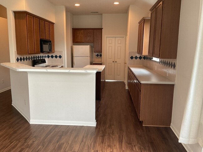 Building Photo - 18326 Hollow Branch Ct