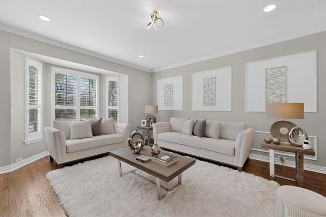 Building Photo - 2701 Scenic Dr