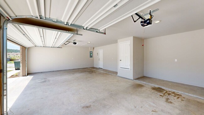 Building Photo - Discover this spacious 4-bedroom, 2-bath home with 3 CAR GARAGE!!!