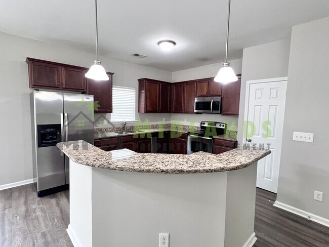Building Photo - 112 Saluda Springs Ct