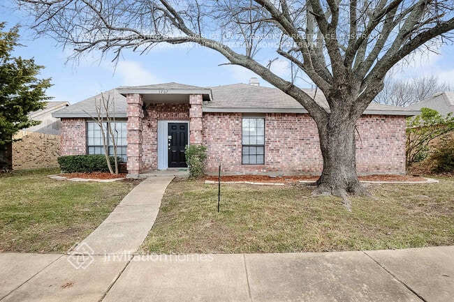 Building Photo - 3707 Seville Ln