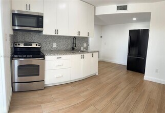 Building Photo - 8275 SW 205th Terrace