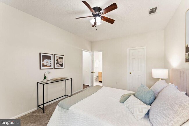 Building Photo - 14309 Climbing Rose Way