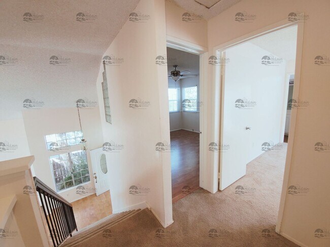 Building Photo - 3 Bedroom, 2.5 Bathroom in Rancho Del Oro!