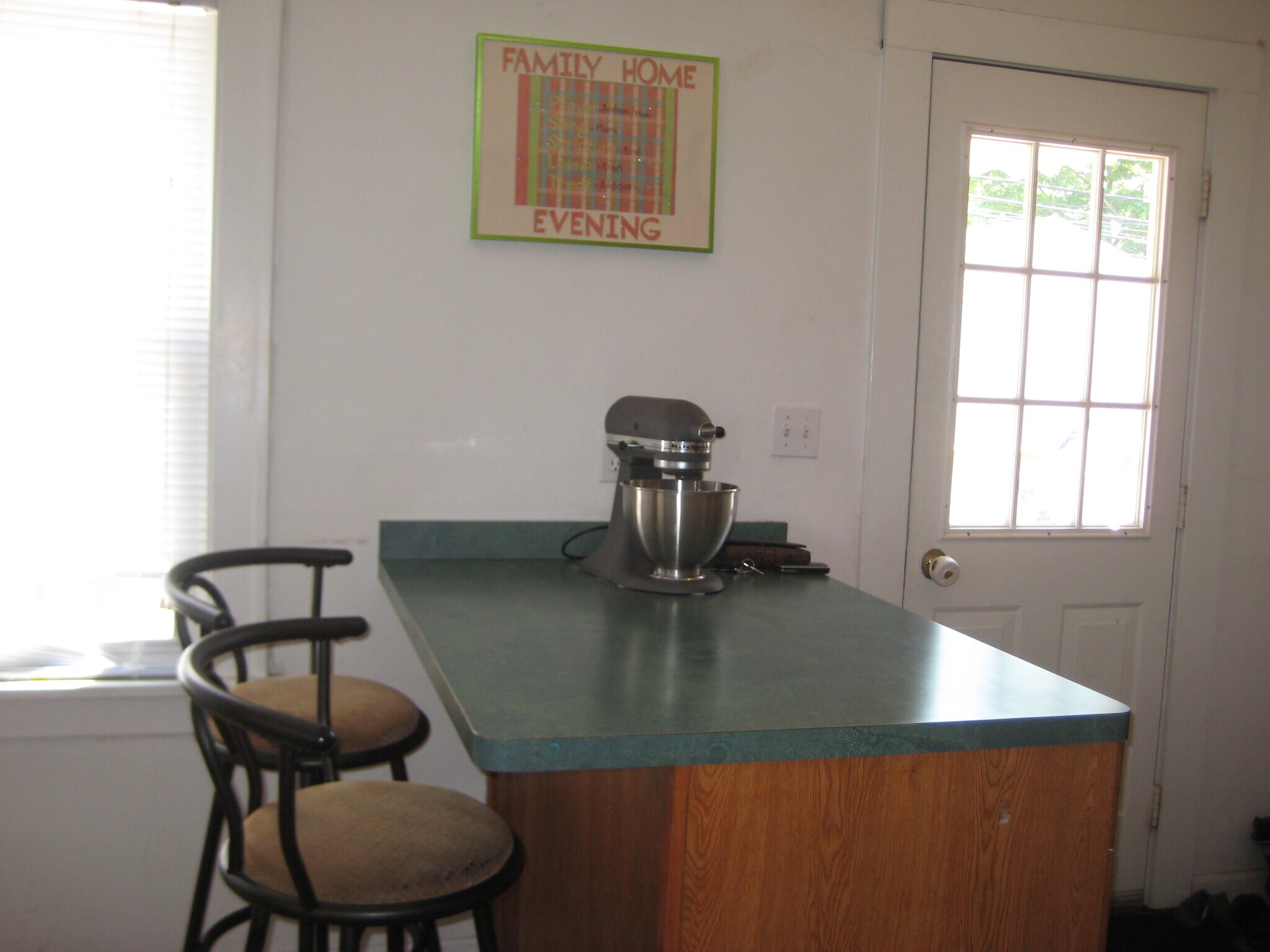 Building Photo - 2577 E 127th St