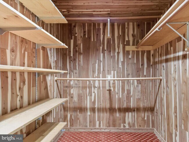 Building Photo - 4424 Westover Pl NW