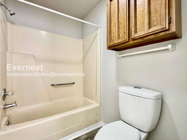 Building Photo - 7019 S 78th E Ave