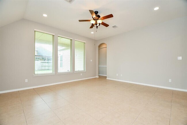 Building Photo - 15219 Ashbrook Dove Ln