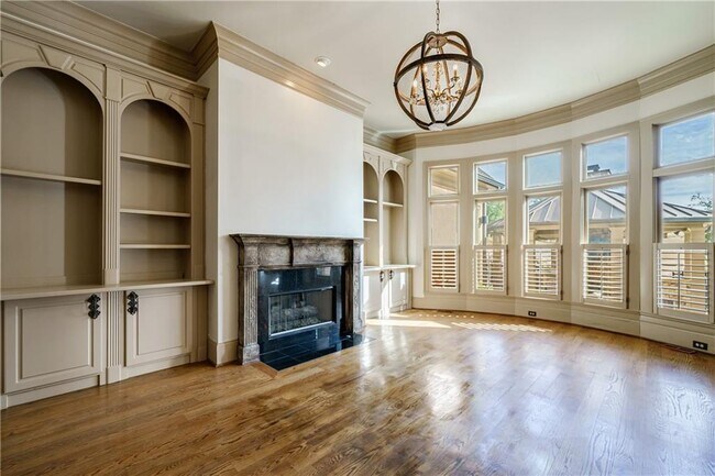 Building Photo - 521 Brendlynn Ct