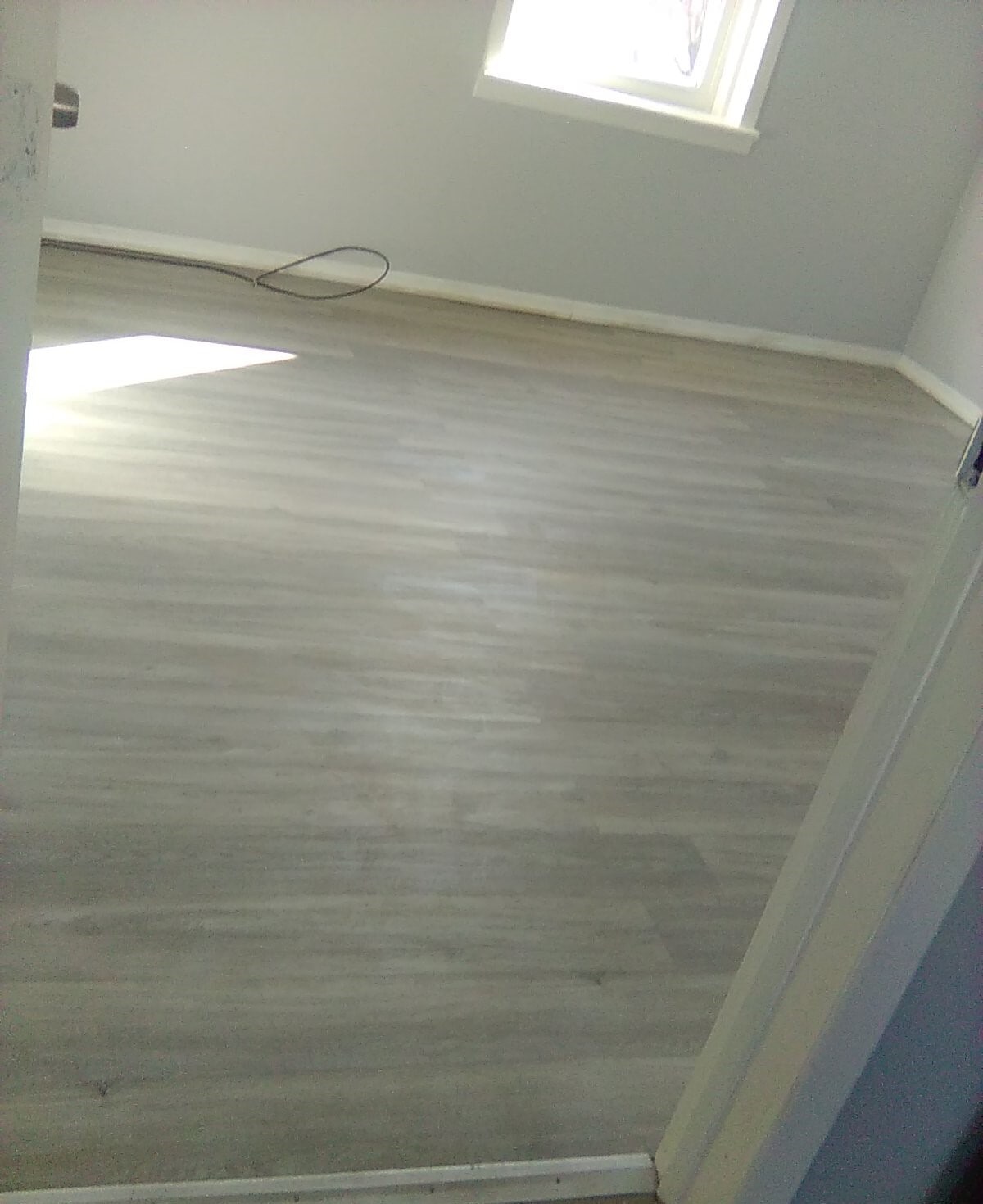 Building Photo - 594 Roosevelt Ave