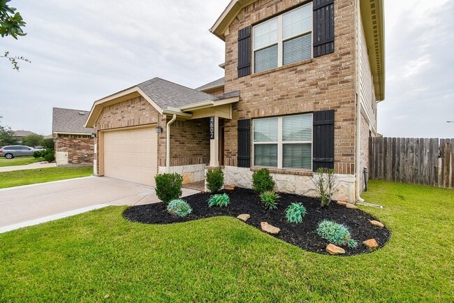 Building Photo - 4602 Tuscan Lily Dr