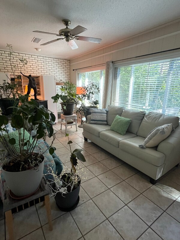 Building Photo - 315 Bomar Pl
