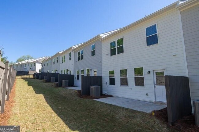 Building Photo - 3359 Verdi Ln