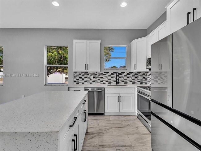 Building Photo - 803 N 20th St