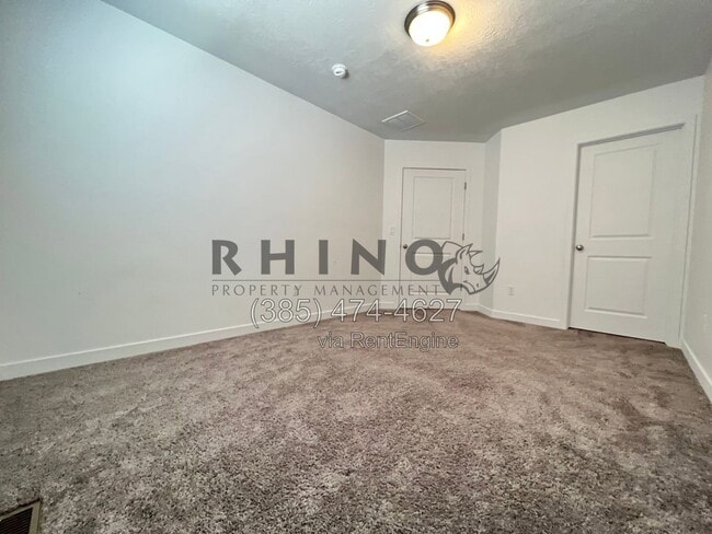 Building Photo - 1248 W Saddlebred Way