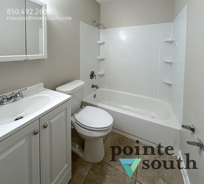 Building Photo - 6410 Schoel Ln