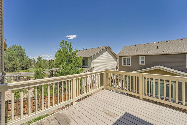 Building Photo - Large Beautiful Rental! Move in by next week!